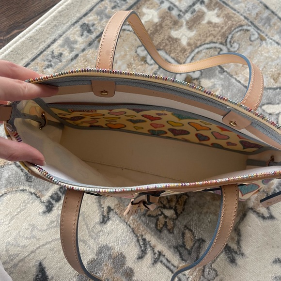 Purse - Picture 3 of 3